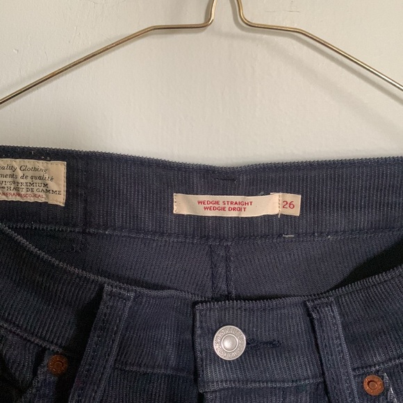 Levi’s wedgie cord - Picture 6 of 14